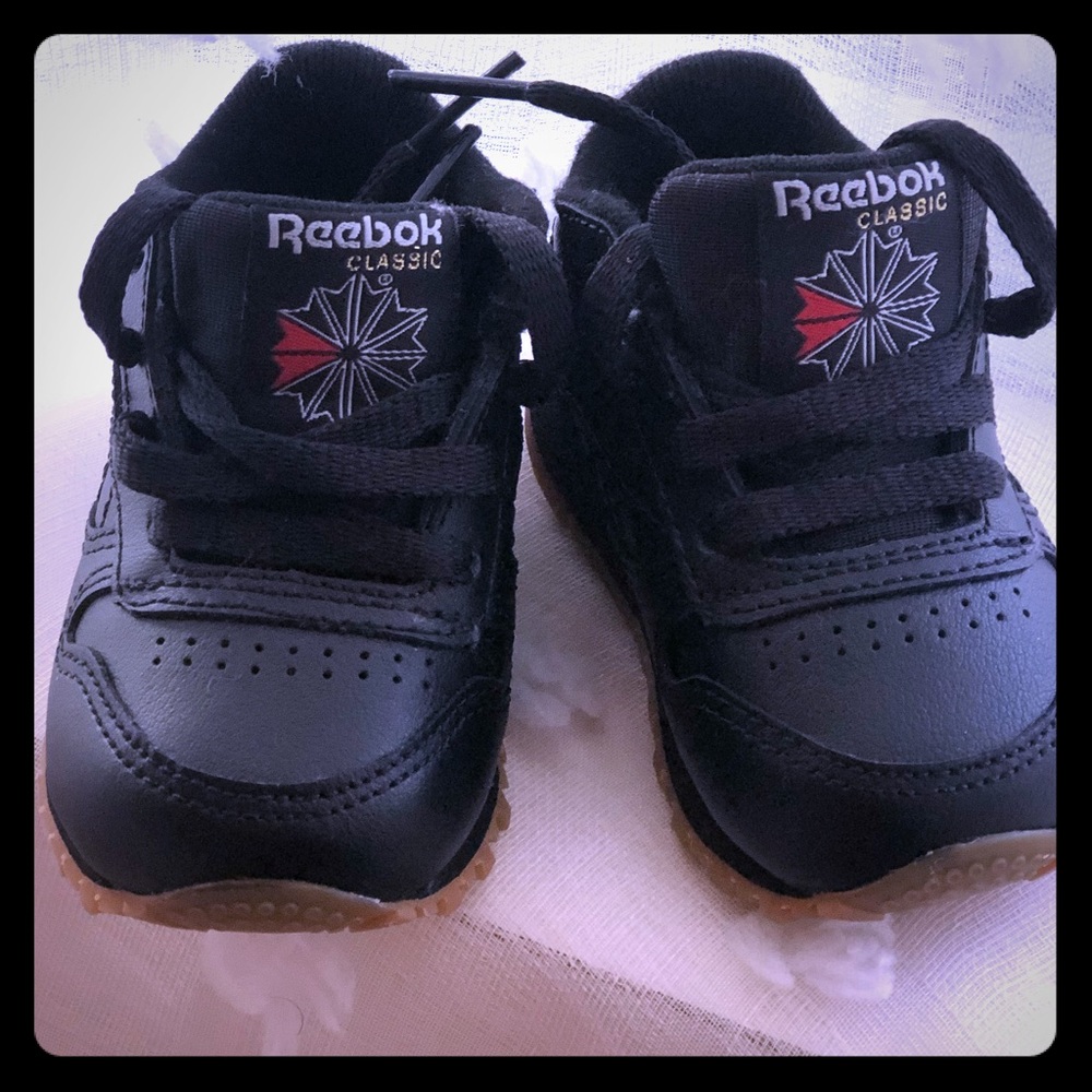 Black infant Reebok sneakers size 3